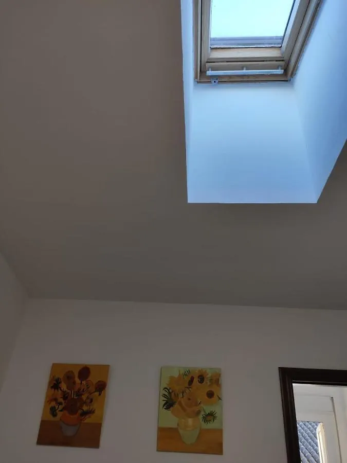 Duplex Con Terraza En El Bosque Villa 0*,